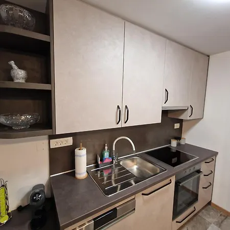 Apartament Lastovka *